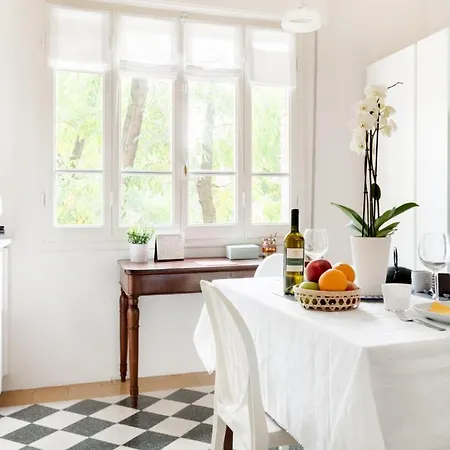 The Chess Floor House *